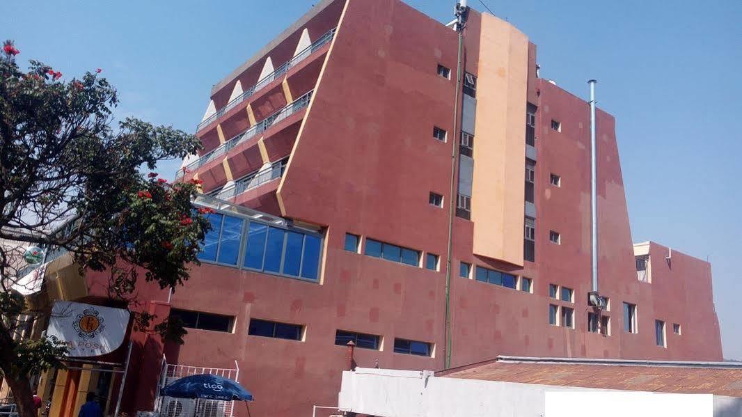 La Posh Hotel Kigali Extérieur photo